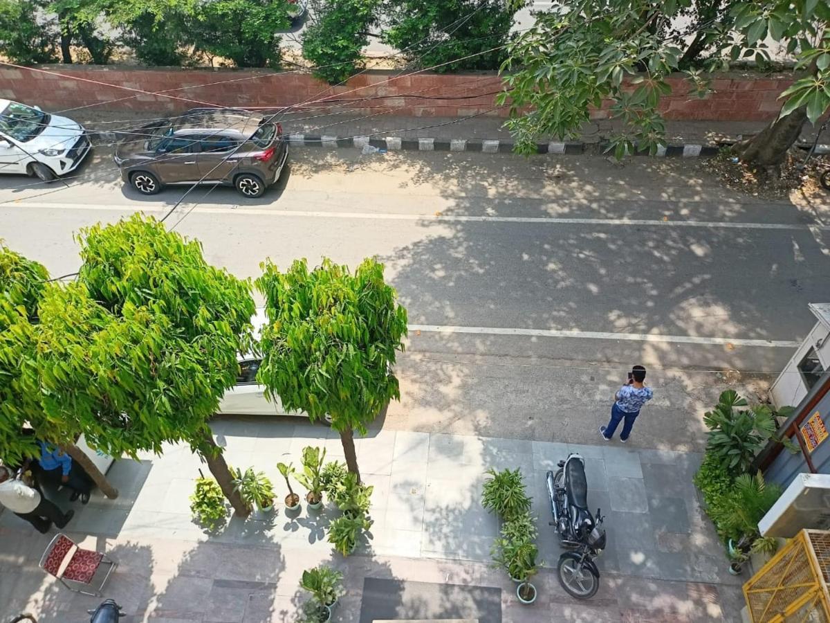 Cosy Grand, Chanakyapuri By The Cosy Hotels New Delhi Luaran gambar
