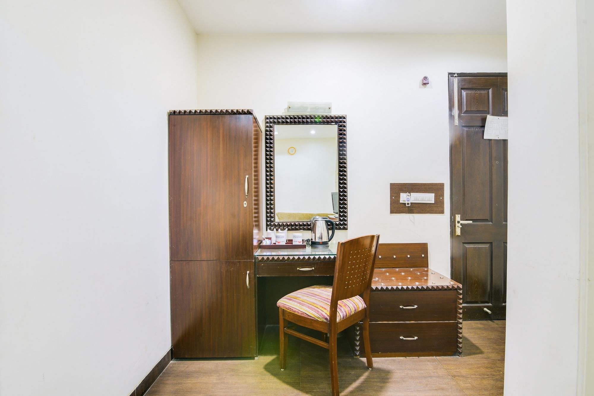 Cosy Grand, Chanakyapuri By The Cosy Hotels New Delhi Luaran gambar