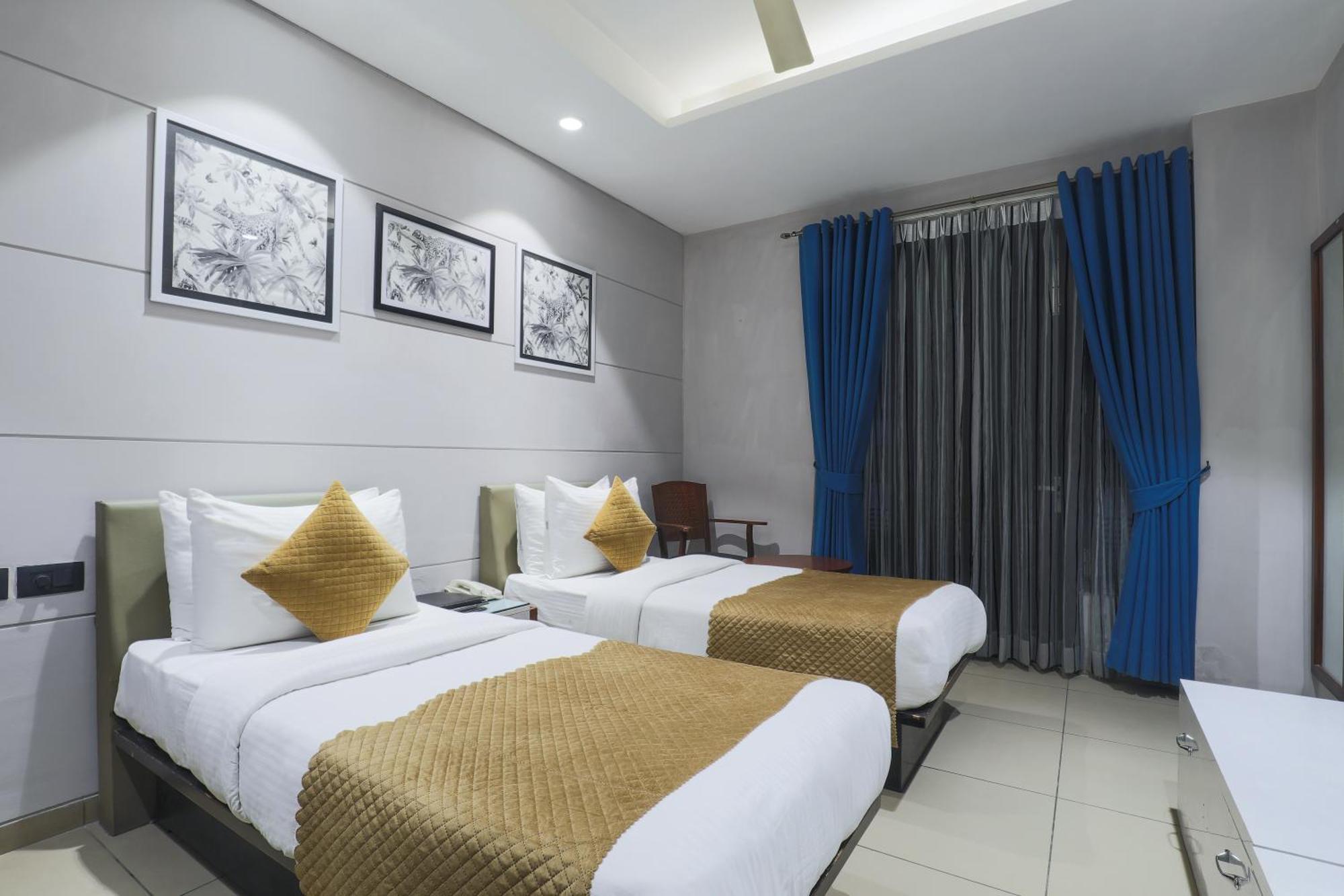 Cosy Grand, Chanakyapuri By The Cosy Hotels New Delhi Luaran gambar
