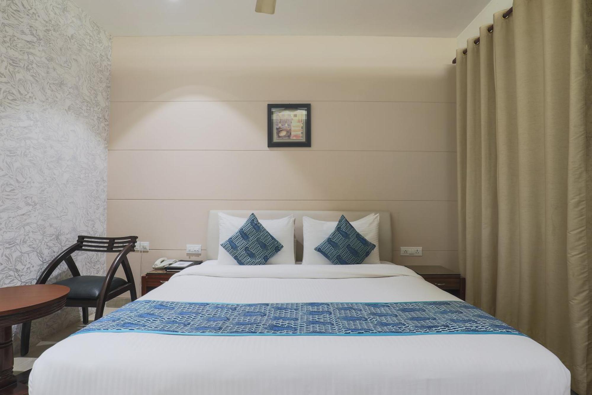 Cosy Grand, Chanakyapuri By The Cosy Hotels New Delhi Luaran gambar