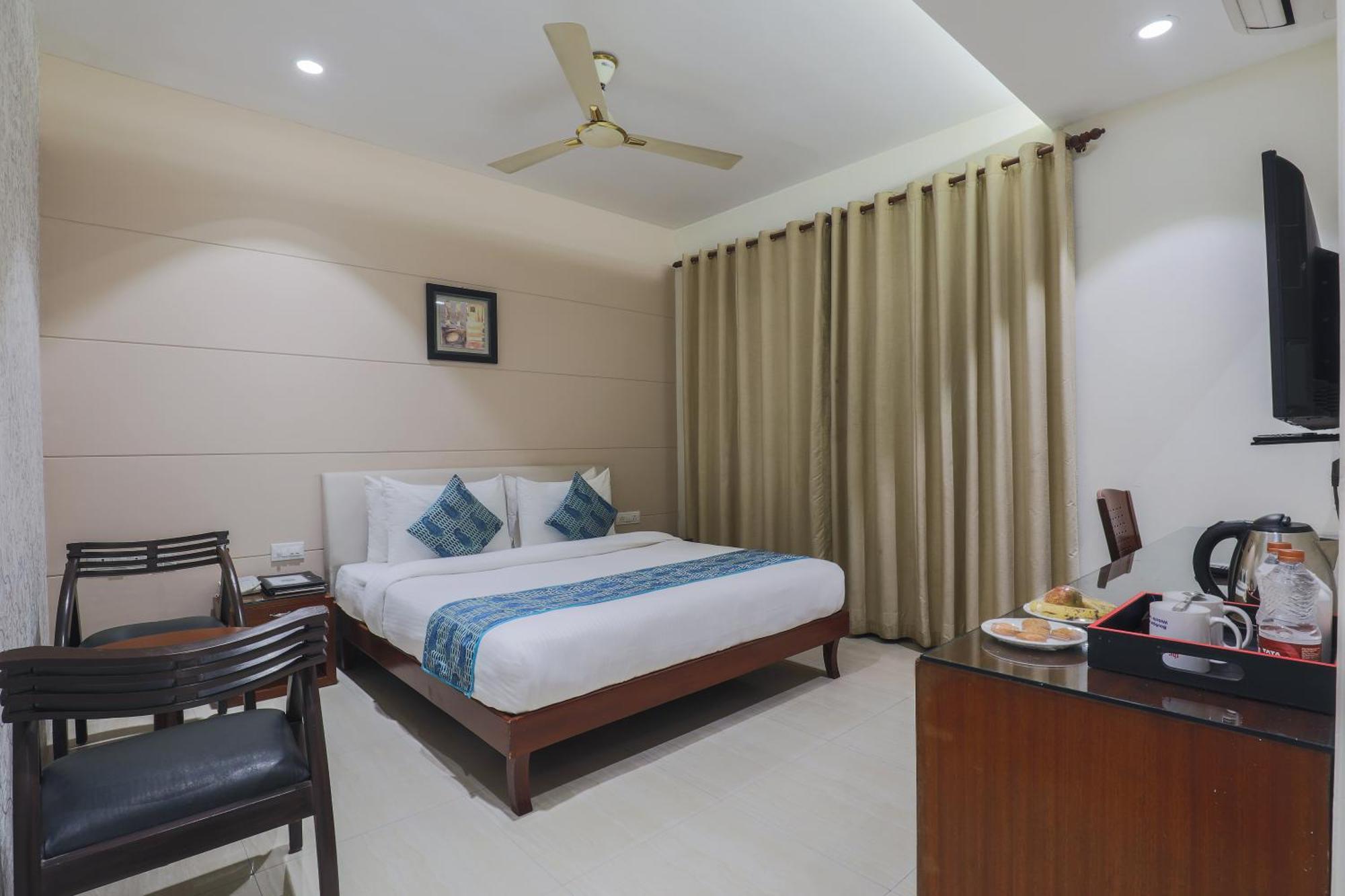 Cosy Grand, Chanakyapuri By The Cosy Hotels New Delhi Luaran gambar