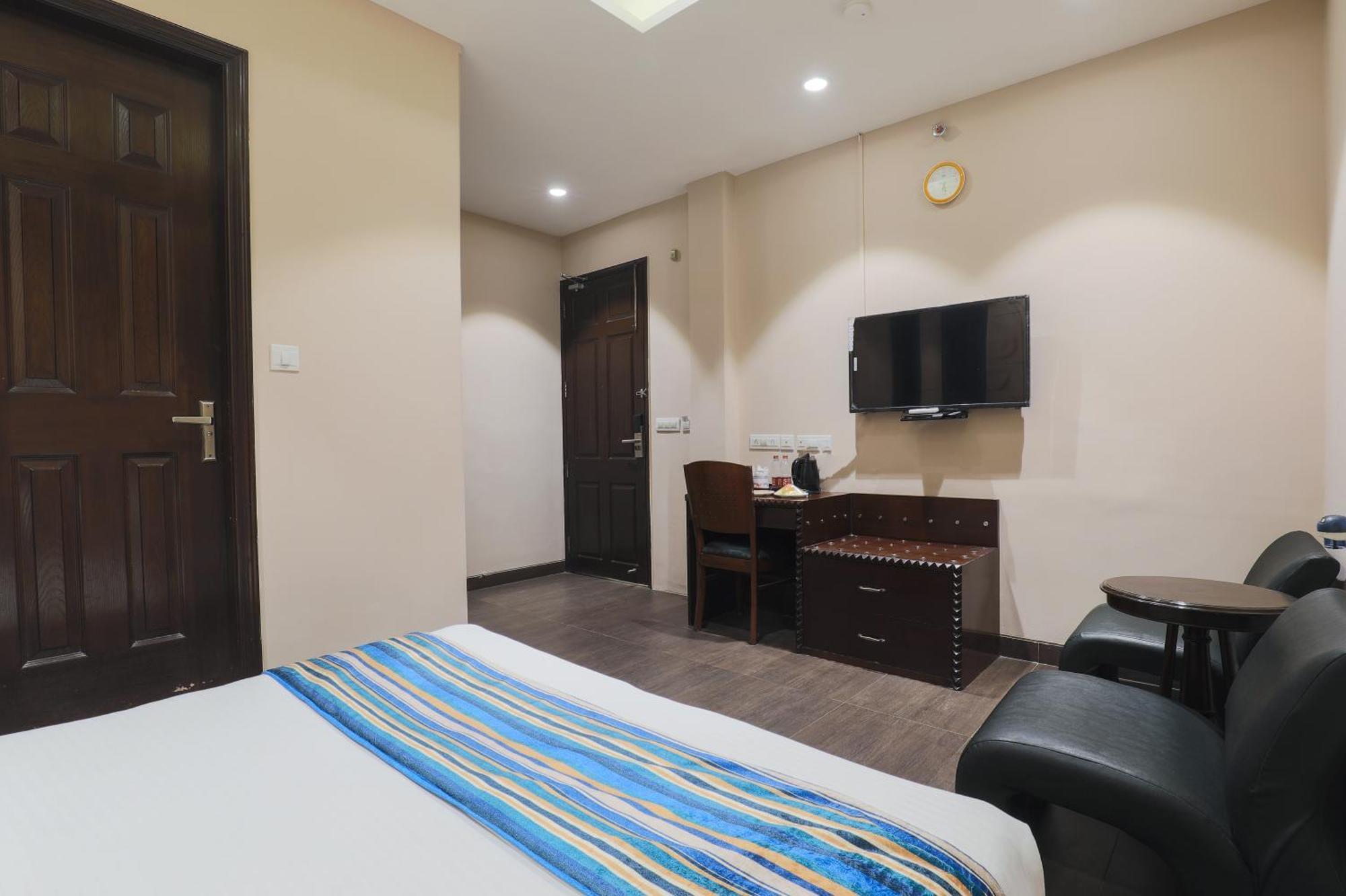 Cosy Grand, Chanakyapuri By The Cosy Hotels New Delhi Luaran gambar