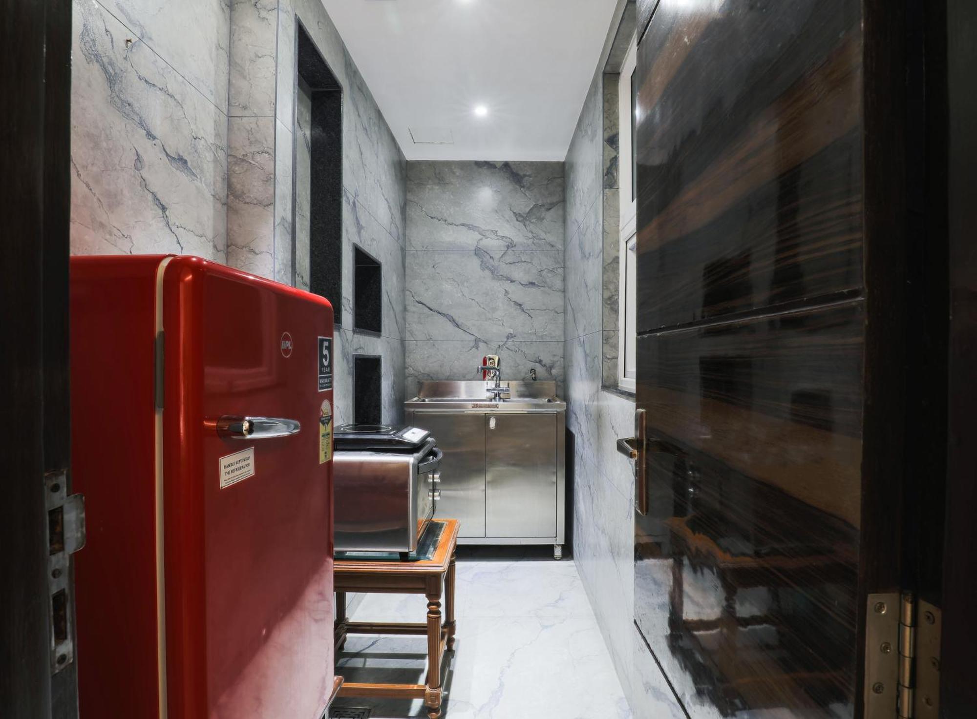 Cosy Grand, Chanakyapuri By The Cosy Hotels New Delhi Luaran gambar